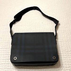 Burberry Crossybody Unisex London Navy Check Messanger Bag